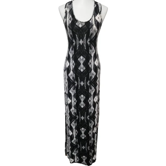 Hot Kiss Black Aztec Knit Racerback Maxi Dress Size Large - Picture 1 of 7